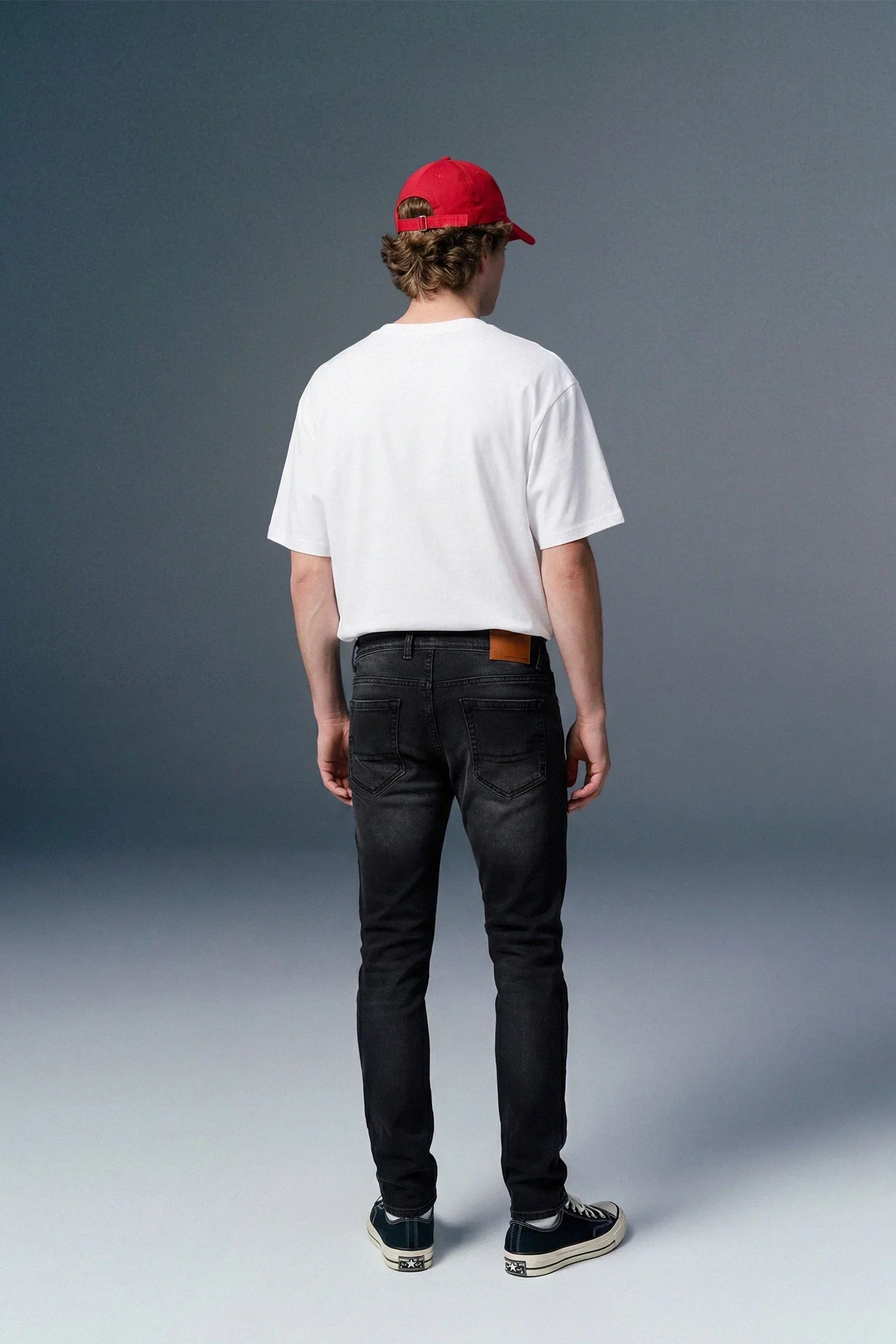 Black Mid Rise Men's Slim Fit Jeans