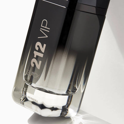 Carolina Herrera Mens 212 VIP Black Eau de Parfum For Unisex • 100ml